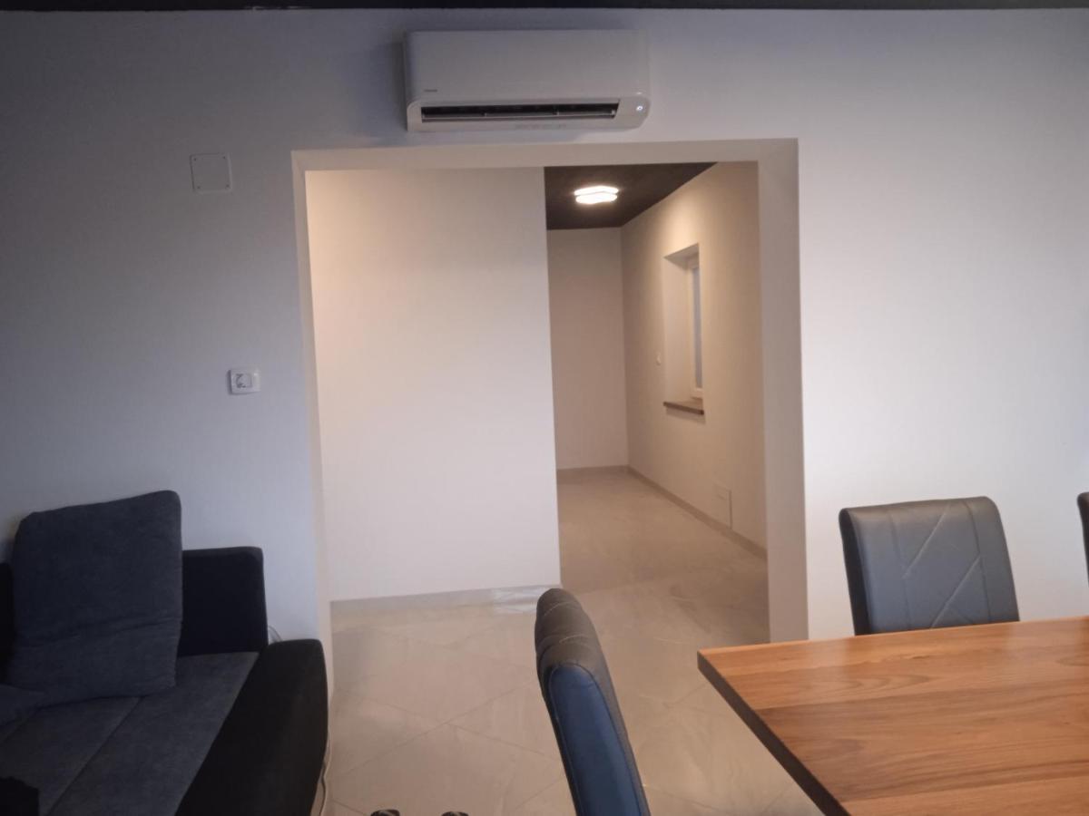 Appartement Anton à Povlja  Extérieur photo