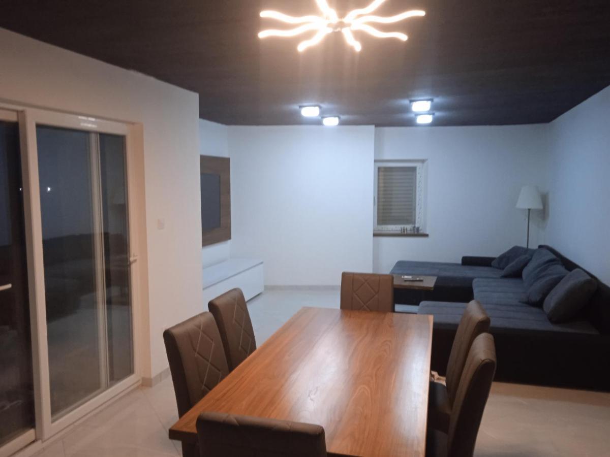Appartement Anton à Povlja  Extérieur photo