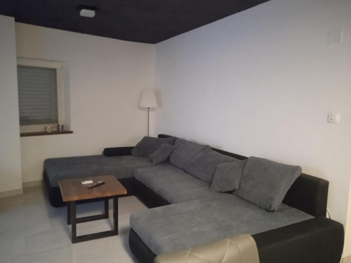Appartement Anton à Povlja  Extérieur photo