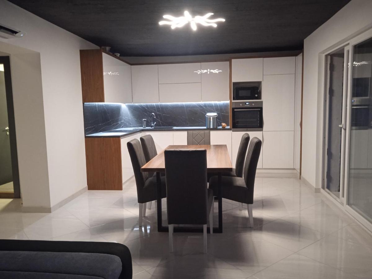 Appartement Anton à Povlja  Extérieur photo